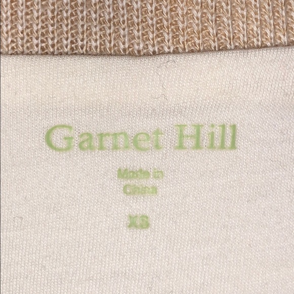 Women’s Top Ruffle Front - Picture 3 of 3